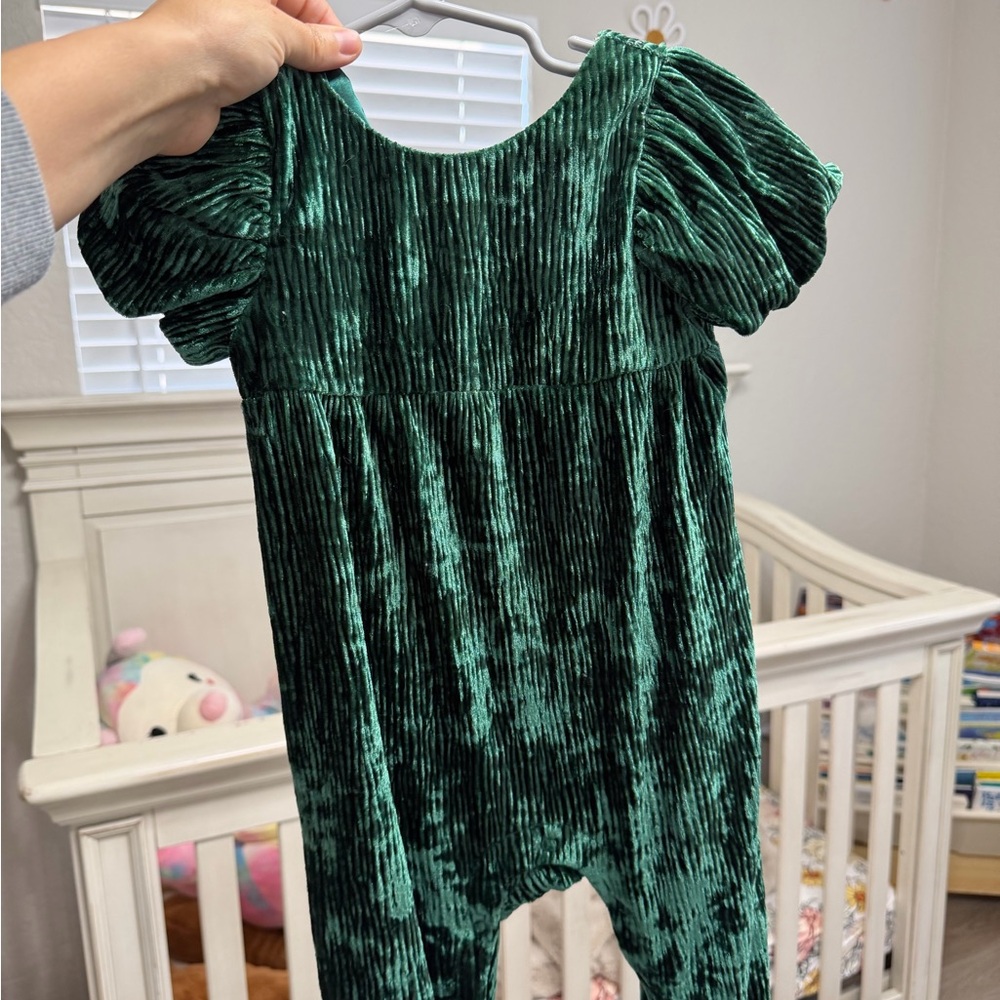 Cat & Jack Green Velvet Bodysuit